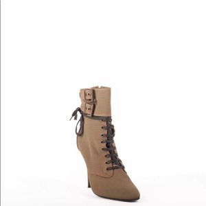 Pierre Balmain lace up boot